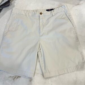Vineyard Vines Men's Flat Front Breaker Shorts in Stone 36W/9” inseam